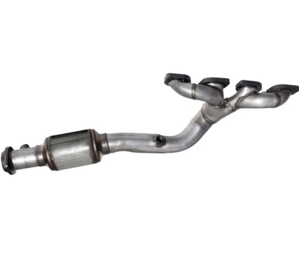 2004 2005 BMW 545i 645ci 745i 745Li Right Side Catalytic Converter Cylinders 1-4 - Image 1 of 1