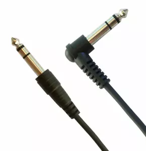 Silverline 4.5ft/1.4m 1/4 inch TRS to 1/4 Right-Angle TRS Stereo Balanced Cable - Picture 1 of 2