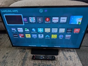 Samsung UE32H5500AK 32" 1080p Full HD Smart TV Television - With Stand & Remote - Picture 1 of 10