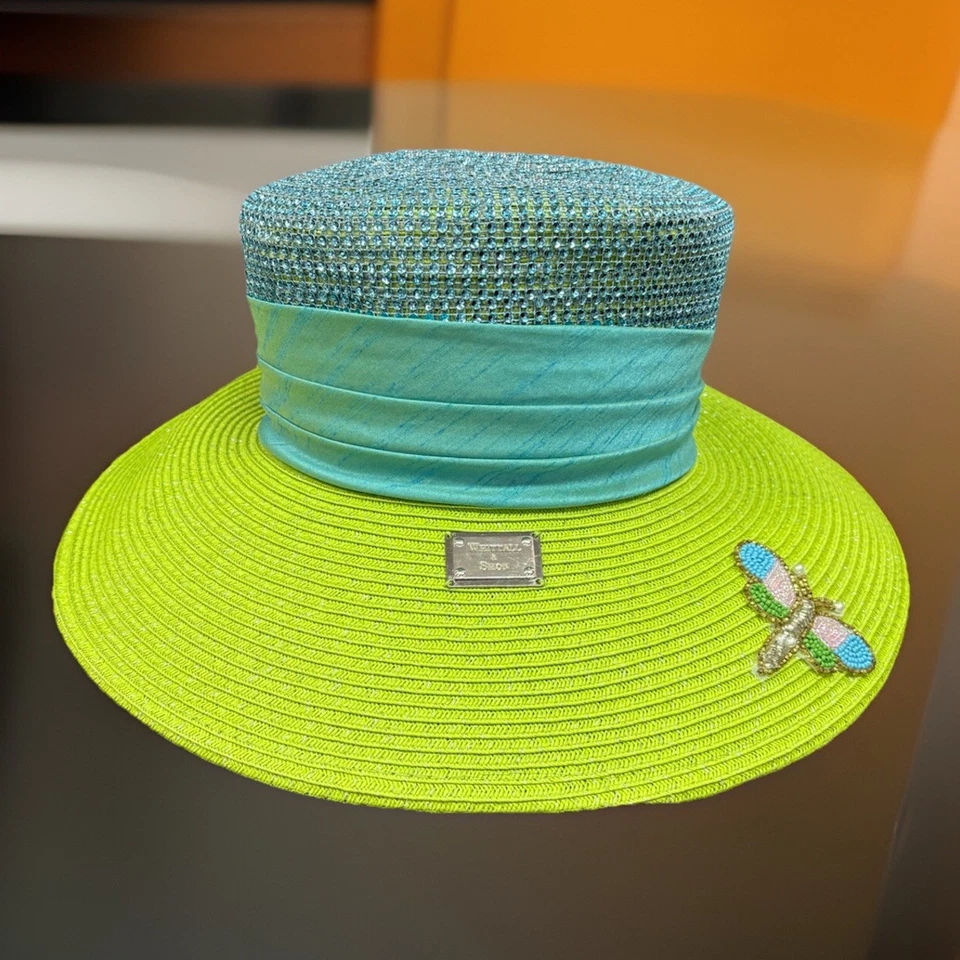 SOMBRERO DERBY IGLESIA/DERBY DISEÑADOR WHITTALL AND SHON DE COLECCIÓN Lentejuelas y Mariposa Coloridas Foto 1 de 4
