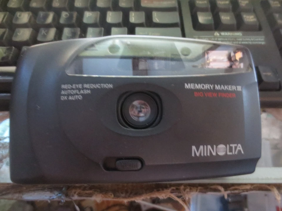 MINOLTA Memory Maker III 35mm Film Point & Shoot Camera - Image 1 of 1