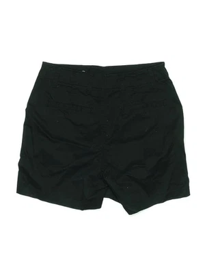 Shorts de tabuleiro preto feminino Gap 4 - Imagem 1 de 2