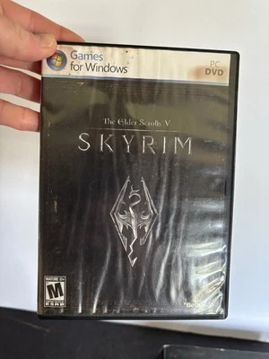 Skyrim For Windows PC Game. 2011. With Players Game Manual. Complete Game. - Image 1 of 4