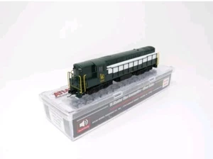 Atlas Master N Scale Train Master Locomotive Jersey Central #2407 - Picture 1 of 5