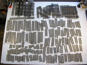 167 pcs. HO Brass Code 100 Misc. Straight Track Sections - Picture 1 of 8