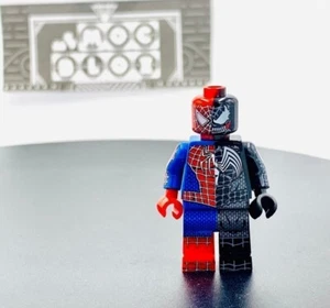 #0231 - Spider-Man / Venom (Splitting Suit) - Picture 1 of 1