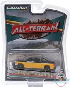 1:64 All Terrain Series 2 2015 Chevy Silverado 1500 Greenlight - Picture 1 of 1