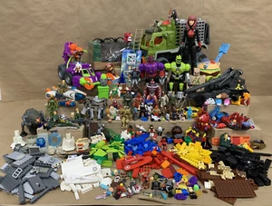 Lote de piezas mixtas Fisher Price Imaginext de colección - Mod 408 piezas y más - Imagen 1 de 13