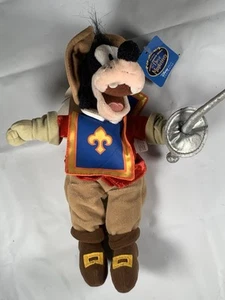 Disney Store Three Musketeers Goofy Plush - Picture 1 of 8