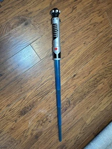 Vintage Star Wars BLUE Lightsaber Hasbro 1999 Retractable Flip Toy 32” - Picture 1 of 8