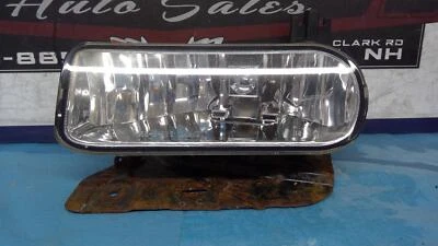 FARO ANTINIEBLA DELANTERO CADILLAC ESCALADE EXT Derecha 02 03 04 05 06 Derecha Foto 1 de 3