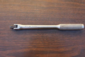 Toma de mango flexible de unidad de 3/8"" de longitud KD Tools (KDT721310) - Imagen 1 de 1