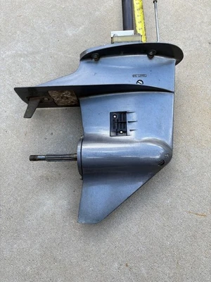 Yamaha CE 1993 30 HP unidad inferior 61N-45300-10-EK eje largo Foto 1 de 4