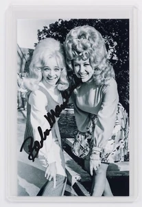 Barbara Mandrell Signed Photo - Country Music Singer Musician w/ Dolly Parton - Picture 1 of 2