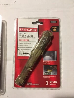 Craftsman Mini Luz de Trabajo LED Base Magnética 60 Lúmenes Bolsillo Tamaño 3473961 Camuflaje Foto 1 de 2