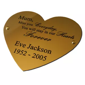 Placa de latón liso en forma de corazón 6 tallas grabada personalizada - Imagen 1 de 4