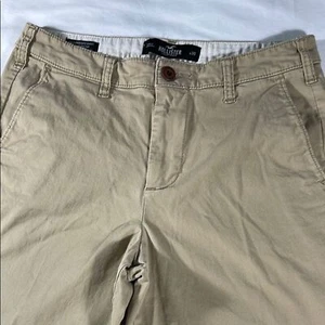 Hollister mens khaki Cali Longboard flat front 11" inseam chino shorts - size 31 - Picture 1 of 13