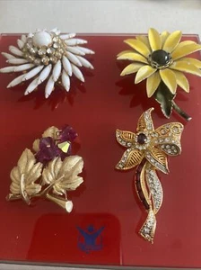 Lotto di 4 spille/spille da fiore vintage  - Foto 1 di 11