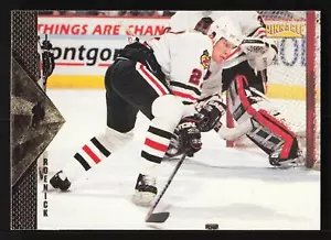 1996-97 Pinnacle Premium Stock - #98 Jeremy Roenick - Chicago Blackhawks - Picture 1 of 2