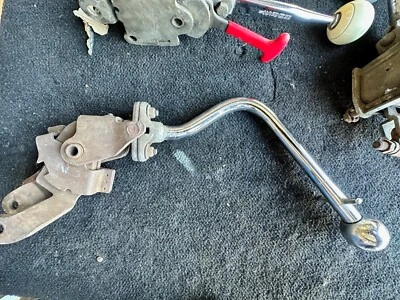 1964 65 66 67 CHEVY CHEVELLE MUNCIE 4SPEED SHIFTER BENCH SEAT EL CAMINO ITM - Image 1 of 4