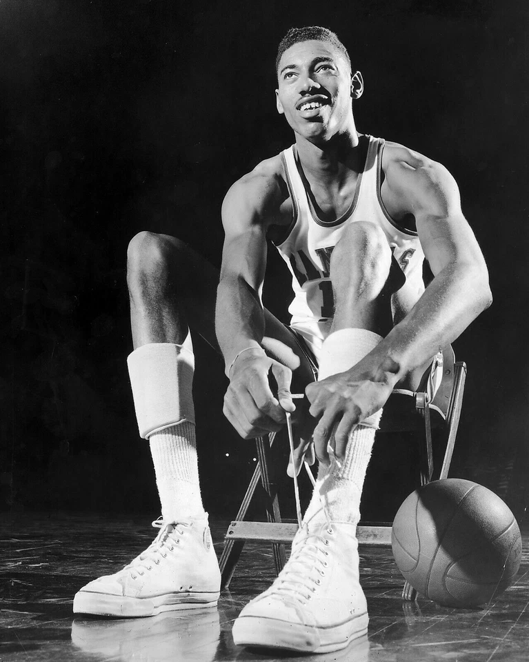WILT CHAMBERLAIN 8 X 10 光面照片图片图像 #2 — 第 1/1 张图片