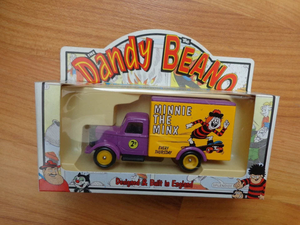 LLEDO DAYS GONE 1950 BEDFORD 30CWT TRUCK DANDY & BEANO 'MINNIE THE MINX SL059001 - Image 1 of 1