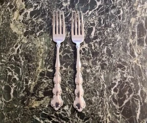 2 Dessert Forks 6 7/8" Long Oneida MOZART Deluxe Stainless - Picture 1 of 2