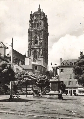 12  RODEZ LA CATHEDRALE ET LA PLACE DE LA CITE - Photo 1/2