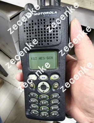 USED Motorola XTS2500 walkie talkie UHF 380-470 with encryption AES256 no batter - Image 1 of 4