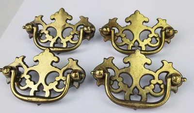 Manijas de cajón vintage X4 herrajes EE. UU. tira de perillas antiguas latón ¡MÁS DISPONIBLES! Foto 1 de 4