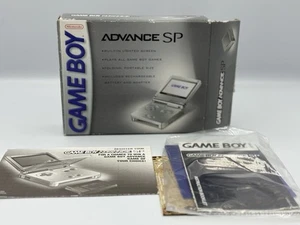Nintendo Game Boy Advance SP Platin Konsole Box • Anleitung • Nur Einlagen • Neuwertig - Bild 1 von 5