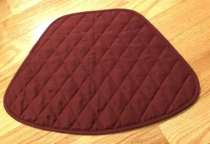 Table Mats, 13 x 19, polyester, quilted, trapezoid, dark red wine, new - Picture 1 of 3