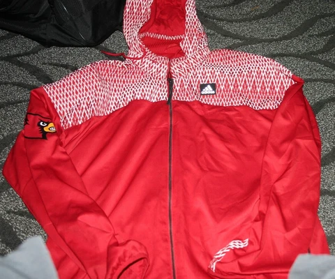 Louisville Cardinals Basketball Adidas team issued red full zip jacket L + 2 Cover