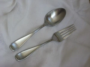 Oneida Stainless  Satin Voss  Serve Fork & Serve Spoon   /  2 Pieces - Picture 1 of 5