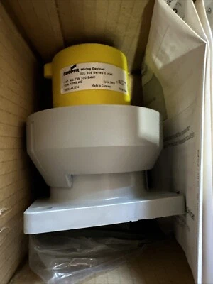 ⚡️EATON CW330B4W Pin & Sleeve 30A 125V Watertight Inlet IEC309⚡️ - Image 1 of 2
