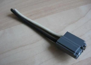 Volvo VNL Universal 2-pin Connector w/ Wiring for 12V Power Outlet 12AWG #M275G - Picture 1 of 4