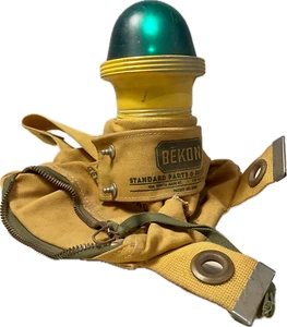 US Army Marine Vietnam Era Portable Aircraft Landing Runway Marker Light Green - Picture 1 of 2