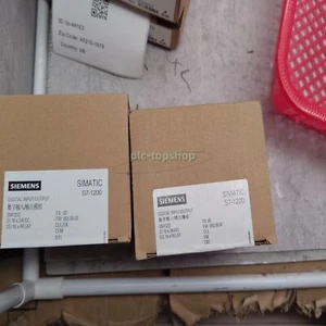 New Siemens 6ES7223-1PL32-0XB0 6ES7 223-1PL32-0XB0 free ship - Picture 1 of 3