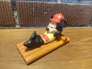 Relaxing Mickey Mouse  VINTAGE - Picture 1 of 5