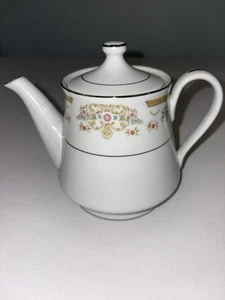 Coronet Japan Signature Collection Select Fine China Teapot White Gold Tea Pot - Picture 1 of 18