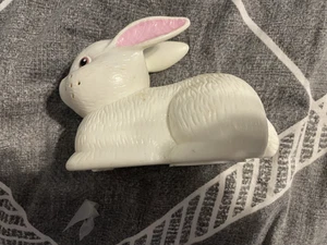 1995 TOPPS Hard Plastic Easter Bunny Rabbit Bank 4.5" Plays Peter Cottontail! - Picture 1 of 4