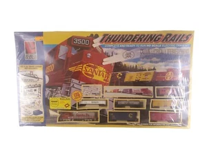 HO Scale Life-Like THUNDERING RAILS 8766 Santa Fe 3500 Complete Set (NEW-OTHER) - Picture 1 of 12