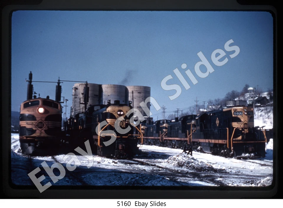 Duplicate Slide-EL (Erie Lackawanna RR) EMD F-unit/ALCO/GP7-desconocido #/#929/#1400 Foto 1 de 1