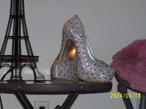 LASONIA Women's Stilleto Heels Sz9 *SPARKLY*. The Sparkles Don’t Show In Pic - Picture 1 of 5