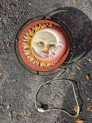 Sacón de pared redondo de mediados de siglo estilo luna Sergio Bustsmente  Foto 1 de 4