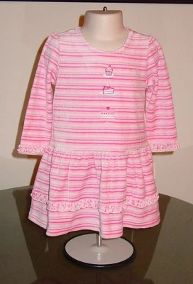 Nuevo con etiquetas Vestido LeTop Le Top Terciopelo Rosa, Talla 2T Foto 1 de 2