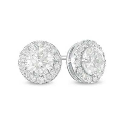 Zales - 1-1/2 CT. T.W. Aretes con marco de diamantes certificados en oro blanco de 14 K Foto 1 de 3