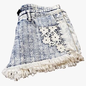 Massimo Shorts Women's 10/30 Cut Off Fringe Bleached Denim Crochet Lace Y2K VSCO - Picture 1 of 22