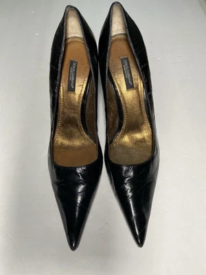 Bomba Dolce & Gabbana Talla 37.5 Cuero Negro Piel de Anguila Punta ¡Necesita algo de cuidado! Foto 1 de 4