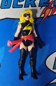 Marvel Hasbro Legends Series 3,75 Zoll Retro 375 Sammlung Carol Danvers - Bild 1 von 3